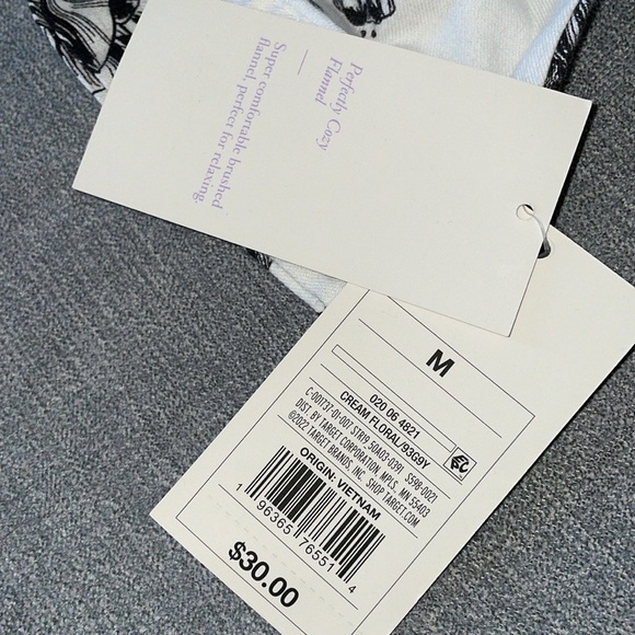 Stars Above Perfectly Cozy Flannel - Cream Floral - Picture 7 of 7